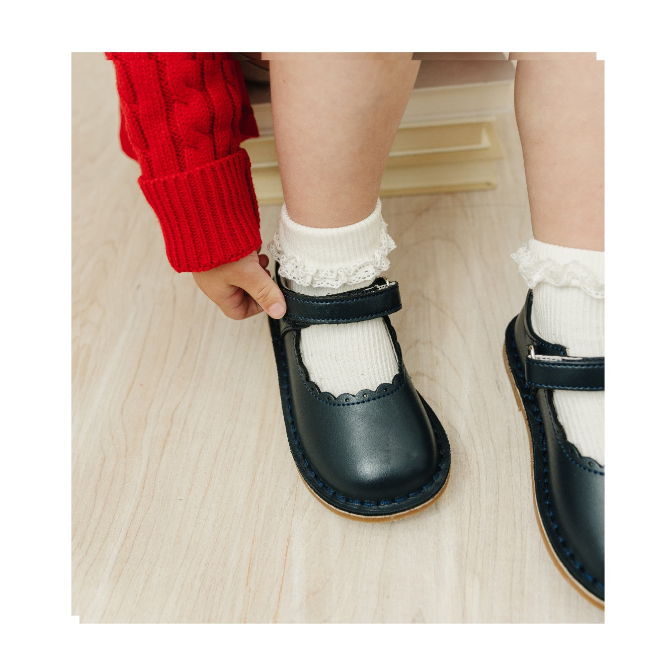 Caitlin Scalloped Mary Jane Navy