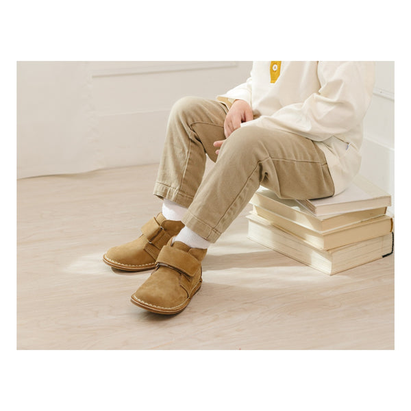 L'Amour Boys Emmett Nubuck Leather Stitch Down Velcro Desert Boot In Nubuck Khaki