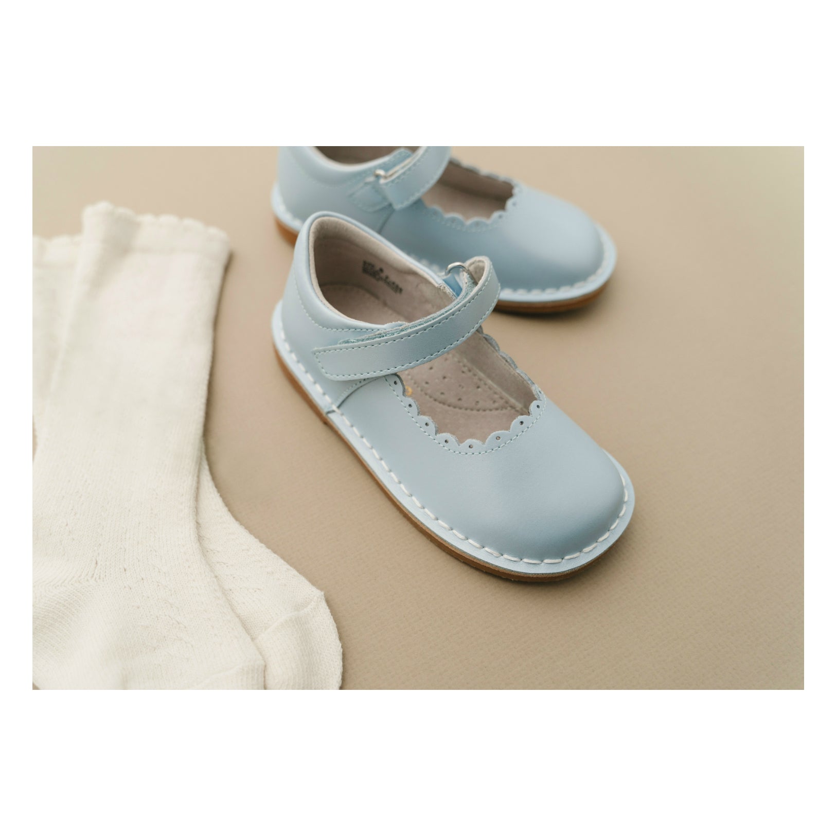 Caitlin Scalloped Mary Jane L'Amour Shoes Caitlin Pearl Blue Scalloped Stitch Down Mary Jane - Lamourshoes.com