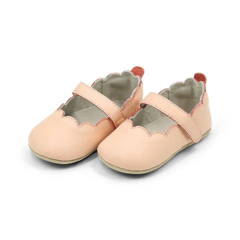 Elodie Girls Scalloped T-Strap Mary Jane Crib Shoe (Infant)