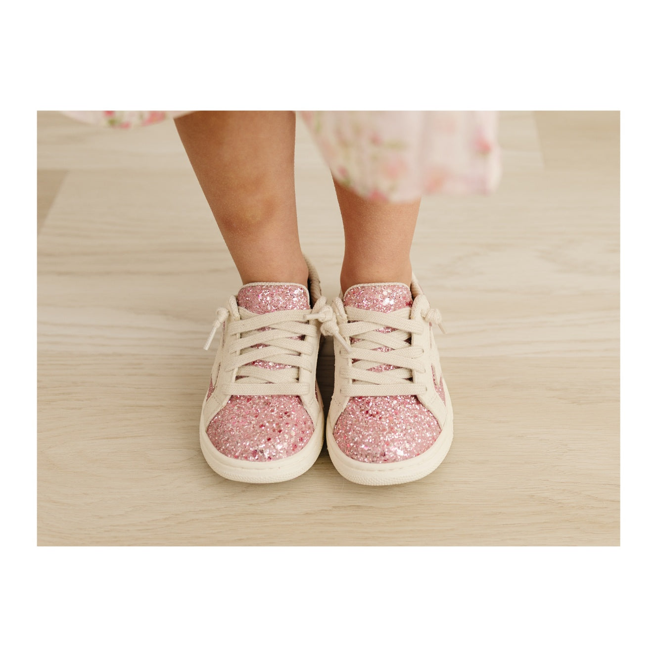L'Amour Shoes Toddler Girls Kinley Pink Glitter Star Sneaker